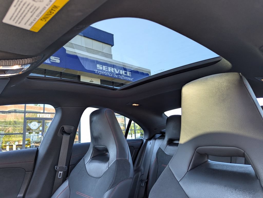 Used 2024 Mercedes-Benz CLA 35 AMG 4MATIC image 29