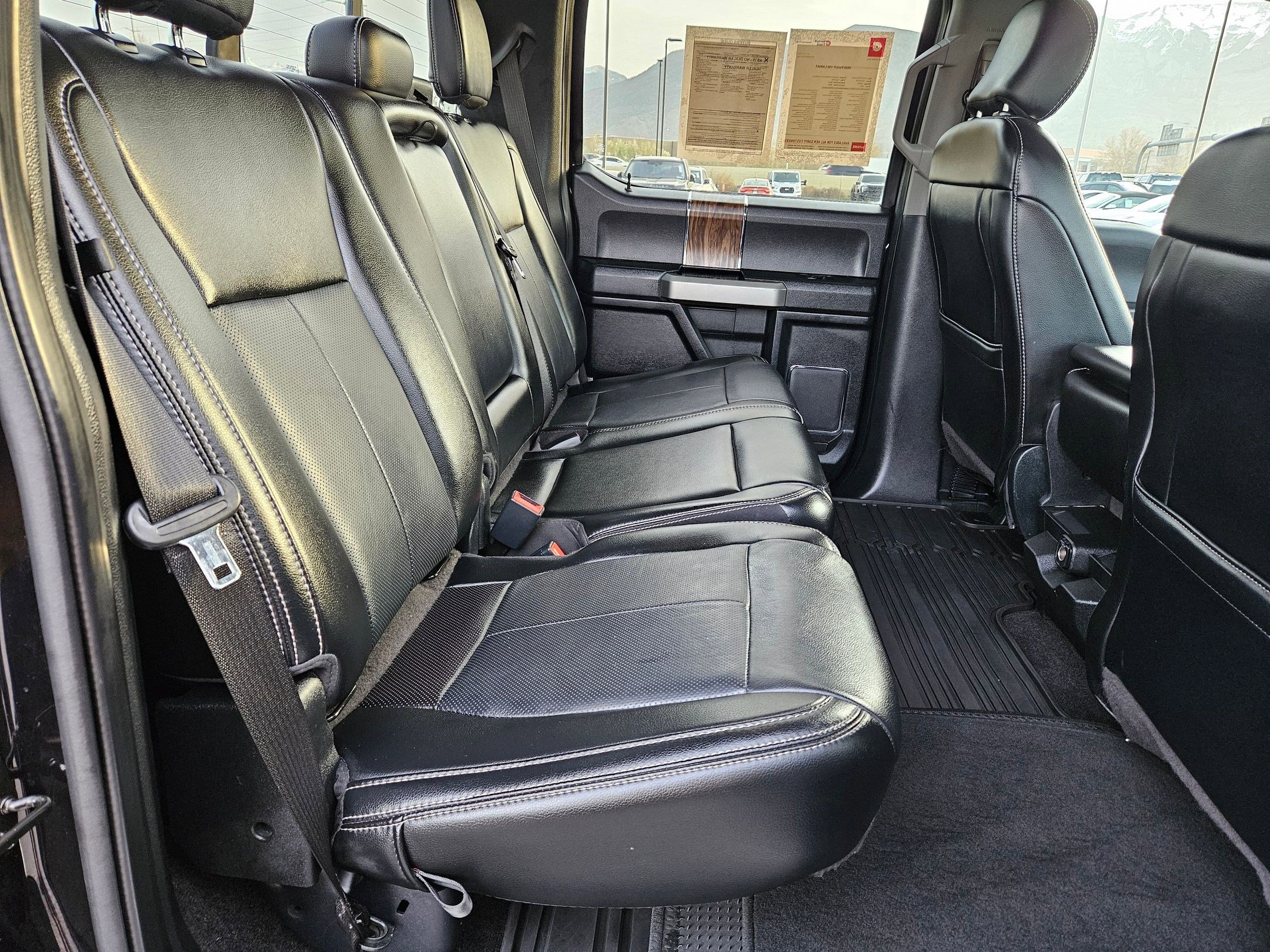 Used 2020 Ford F150 Lariat w/ Equipment Group 501A Mid image 31