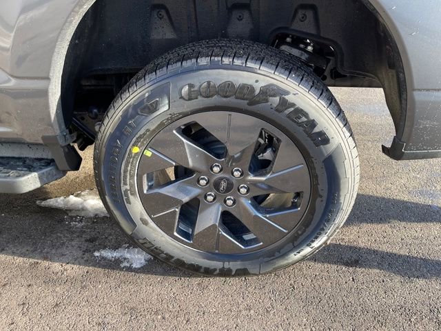 New 2025 Ford F150 Lightning Flash AWD/4WD image 37