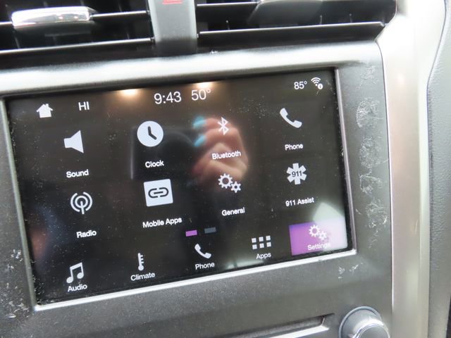 Used 2018 Ford Fusion SE w/ Fusion SE Technology Package image 29