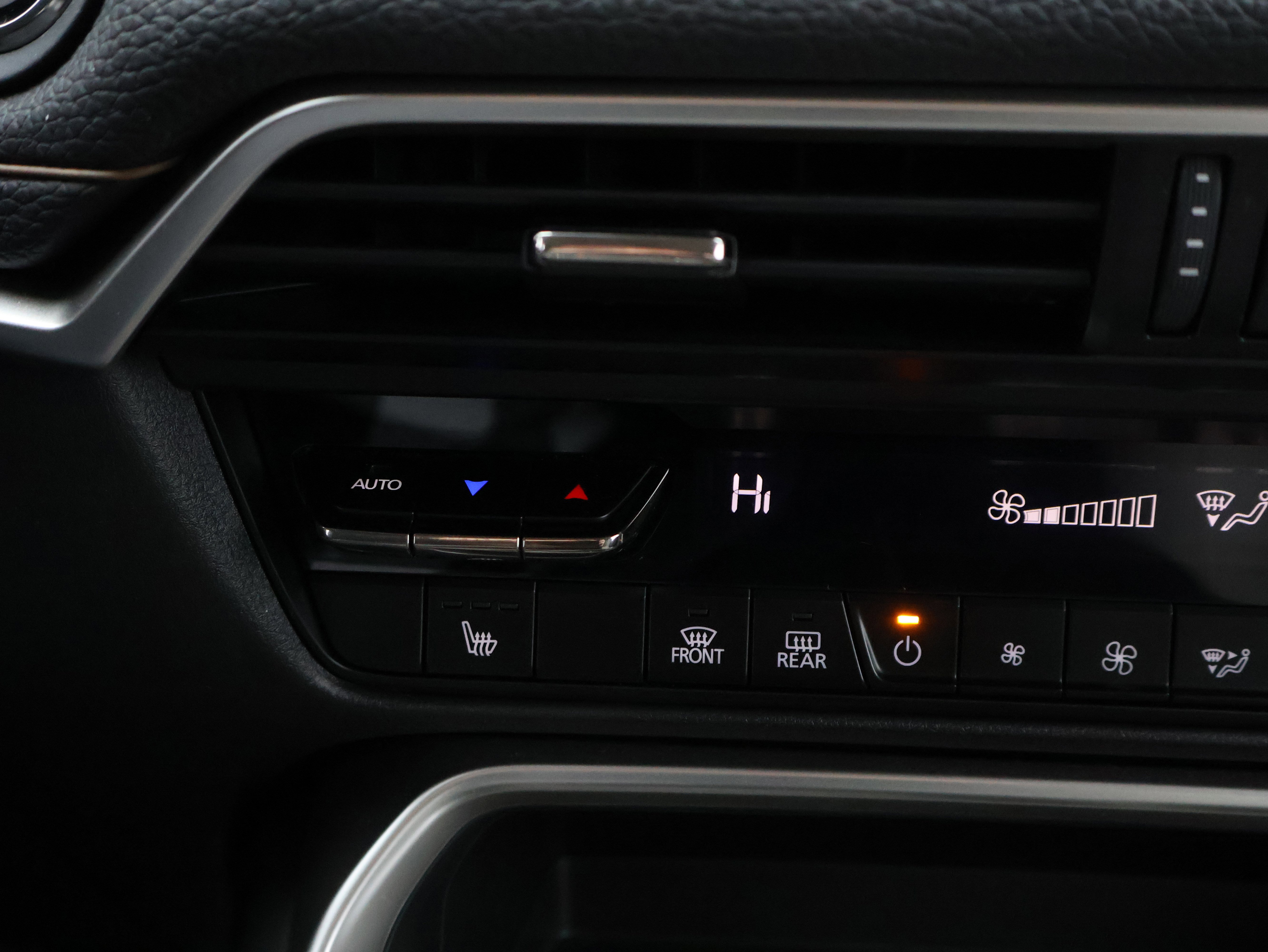 Used 2025 MAZDA CX-70 Plug-In Hybrid w/ Premium Pkg image 28