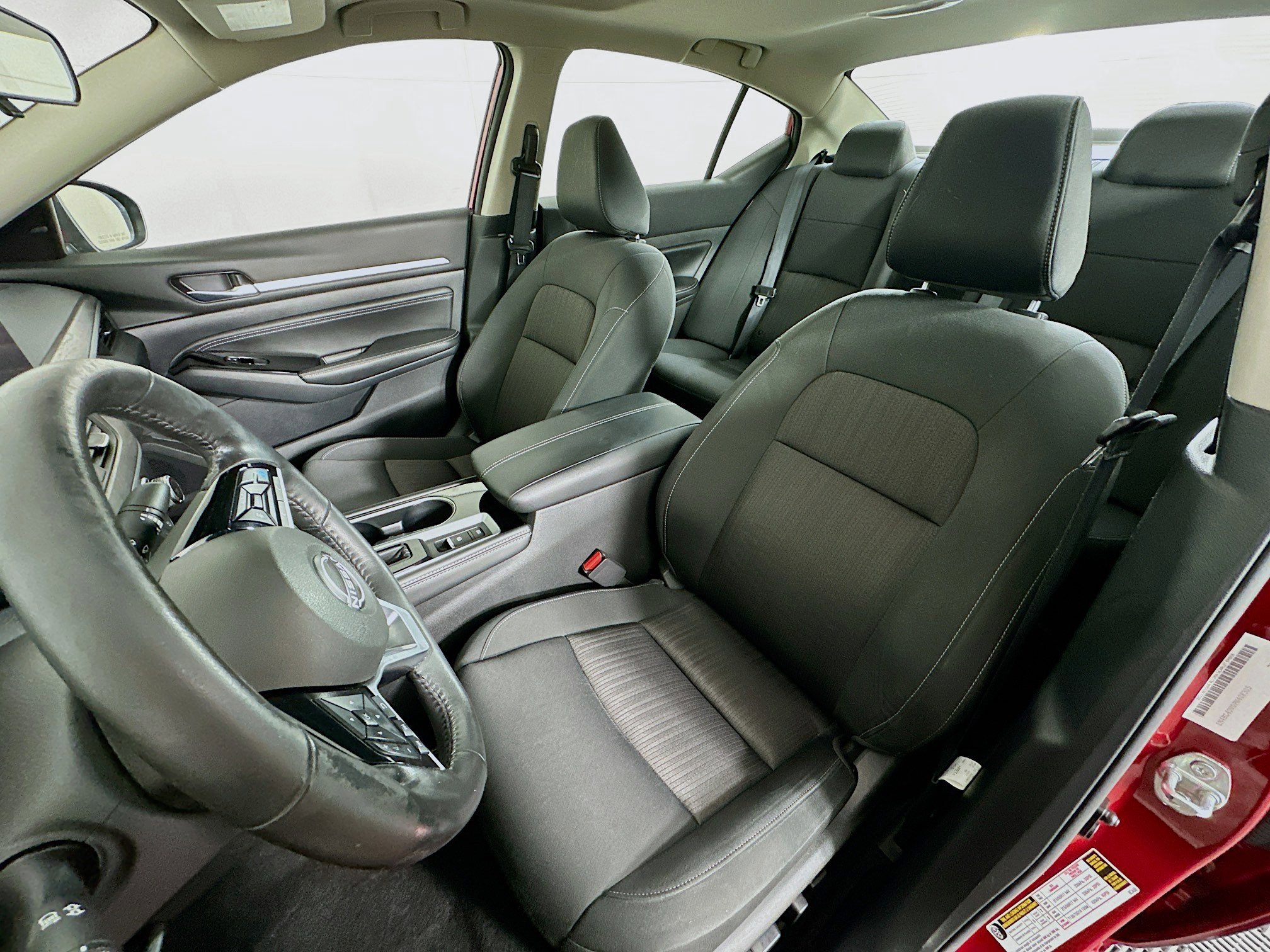 Used 2023 Nissan Altima 2.5 SV w/ SV Premium Package image 13