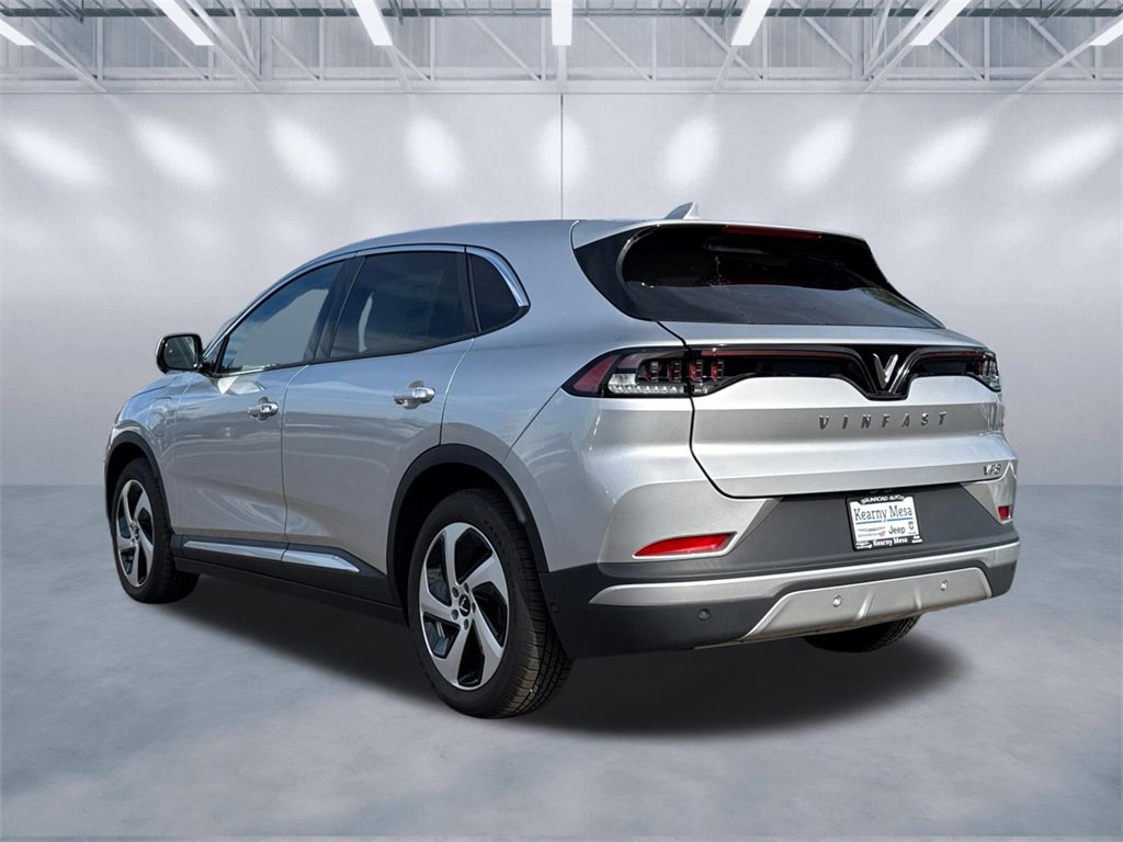 New 2025 VinFast VF 8 Eco image 4