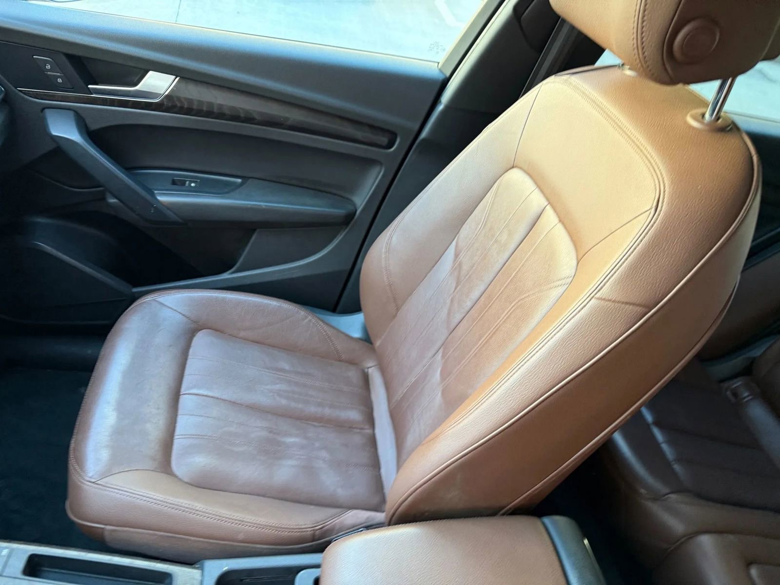 Used 2019 Audi Q5 2.0T Premium w/ Convenience Package image 14