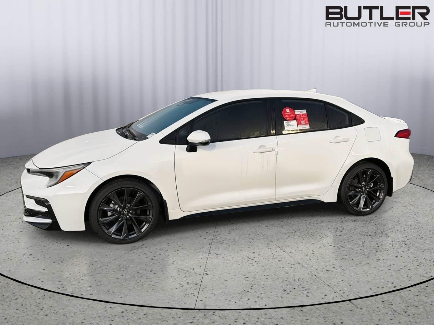 New 2027 Toyota Corolla SE FWD image 3