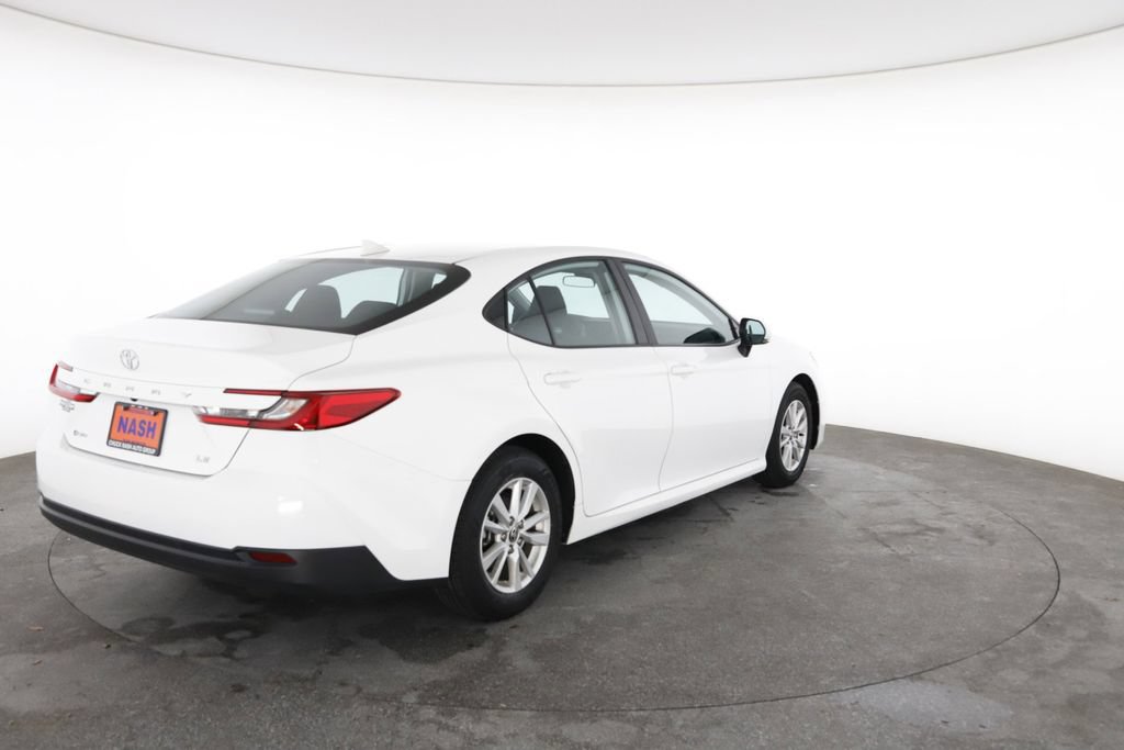 Used 2025 Toyota Camry LE FWD image 12