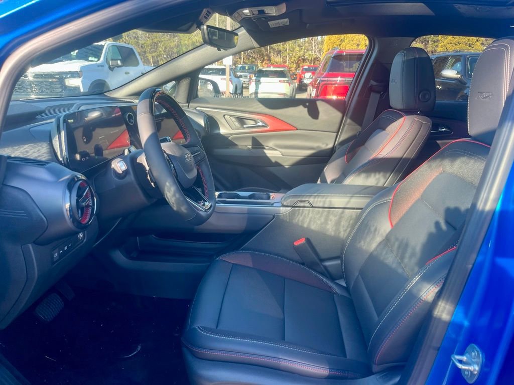 New 2025 Chevrolet Equinox EV RS w/ Active Safety Package 3 AWD/4WD image 11