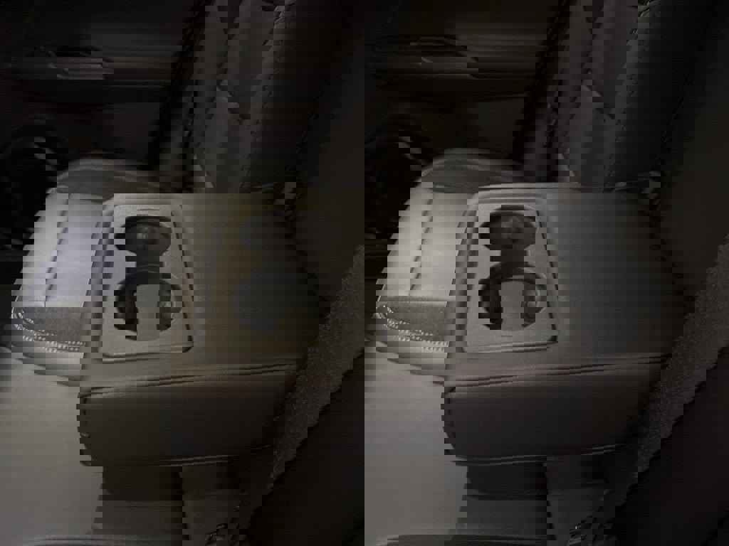 New 2026 Chevrolet Equinox EV LT w/ Convenience Package II image 28