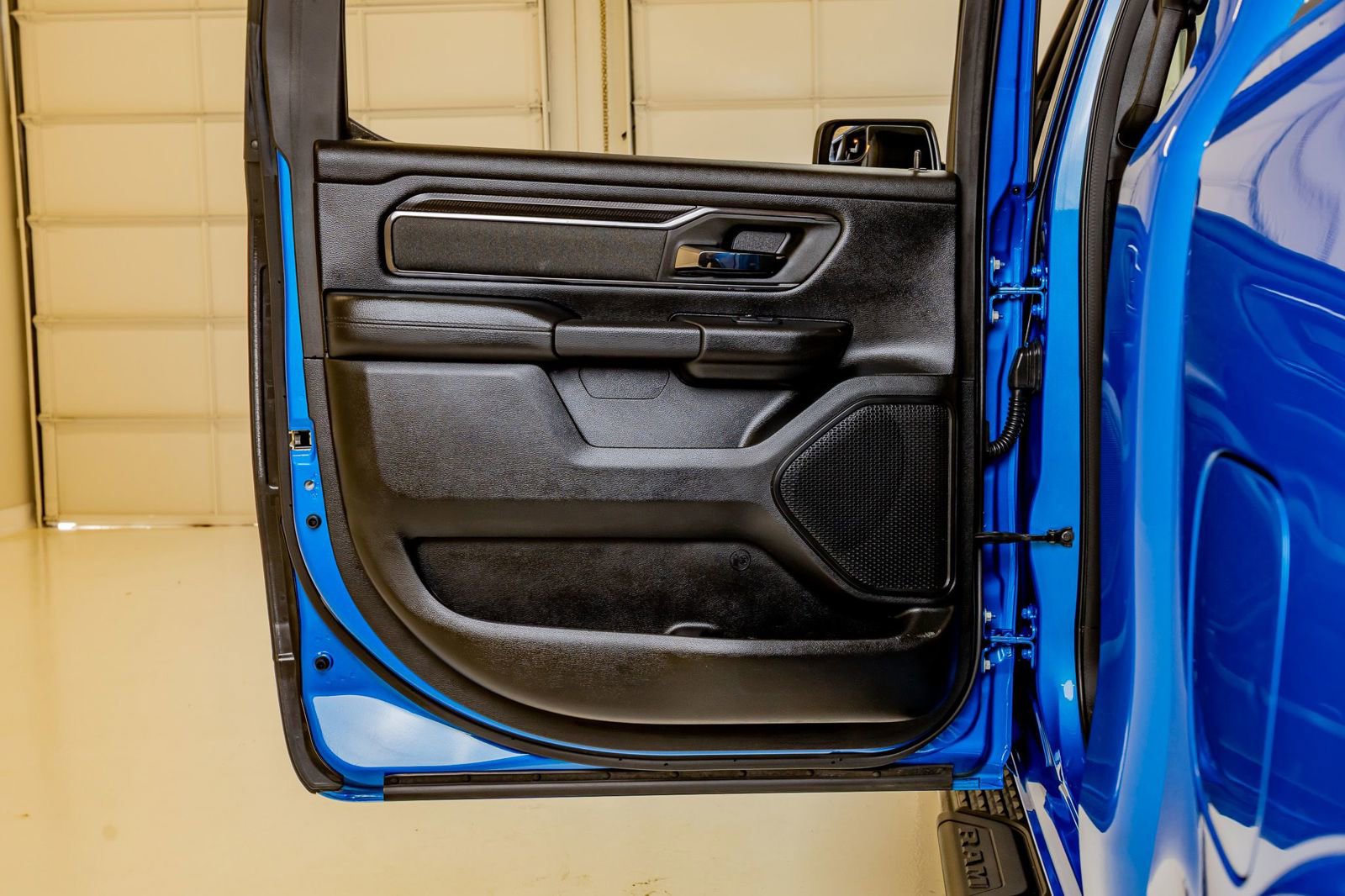 Used 2023 RAM 1500 Lone Star AWD/4WD image 37