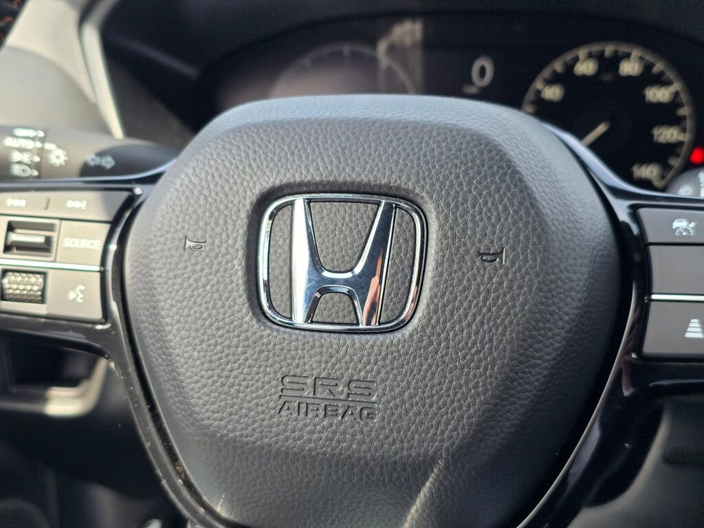 Certified 2025 Honda HR-V Sport image 28