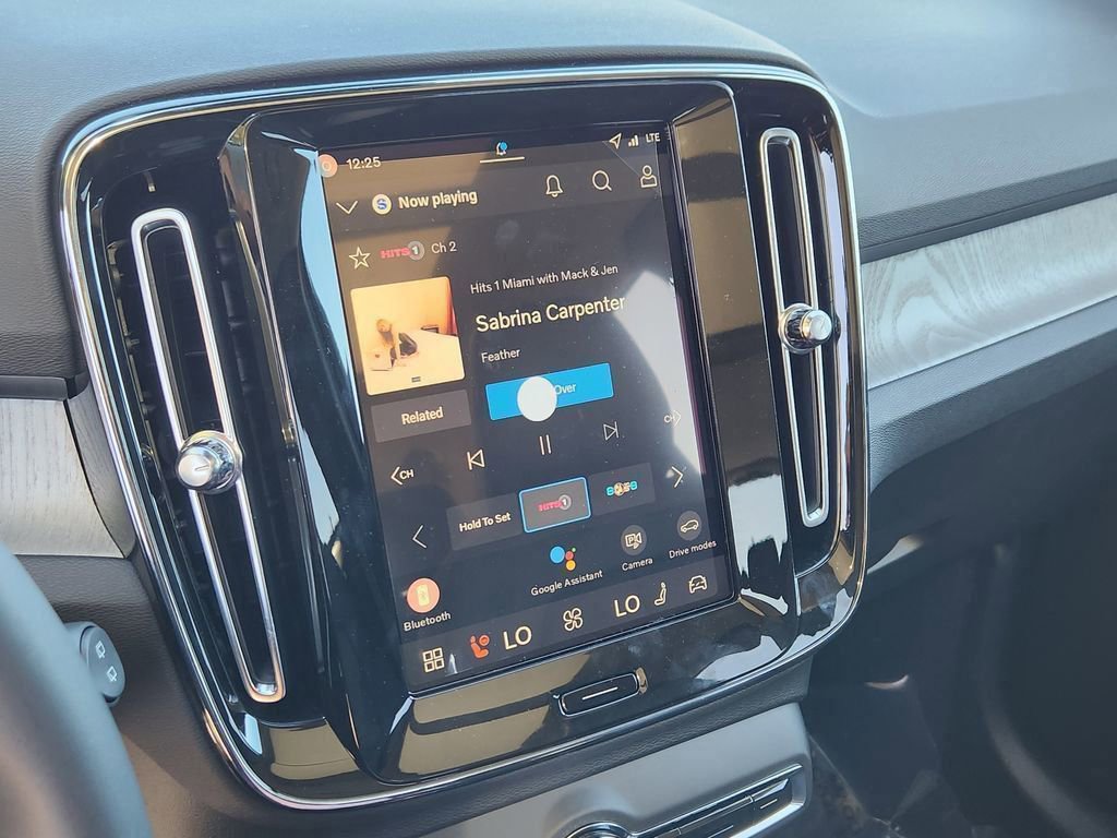 New 2026 Volvo XC40 B5 Plus w/ Protection Package Premier image 10