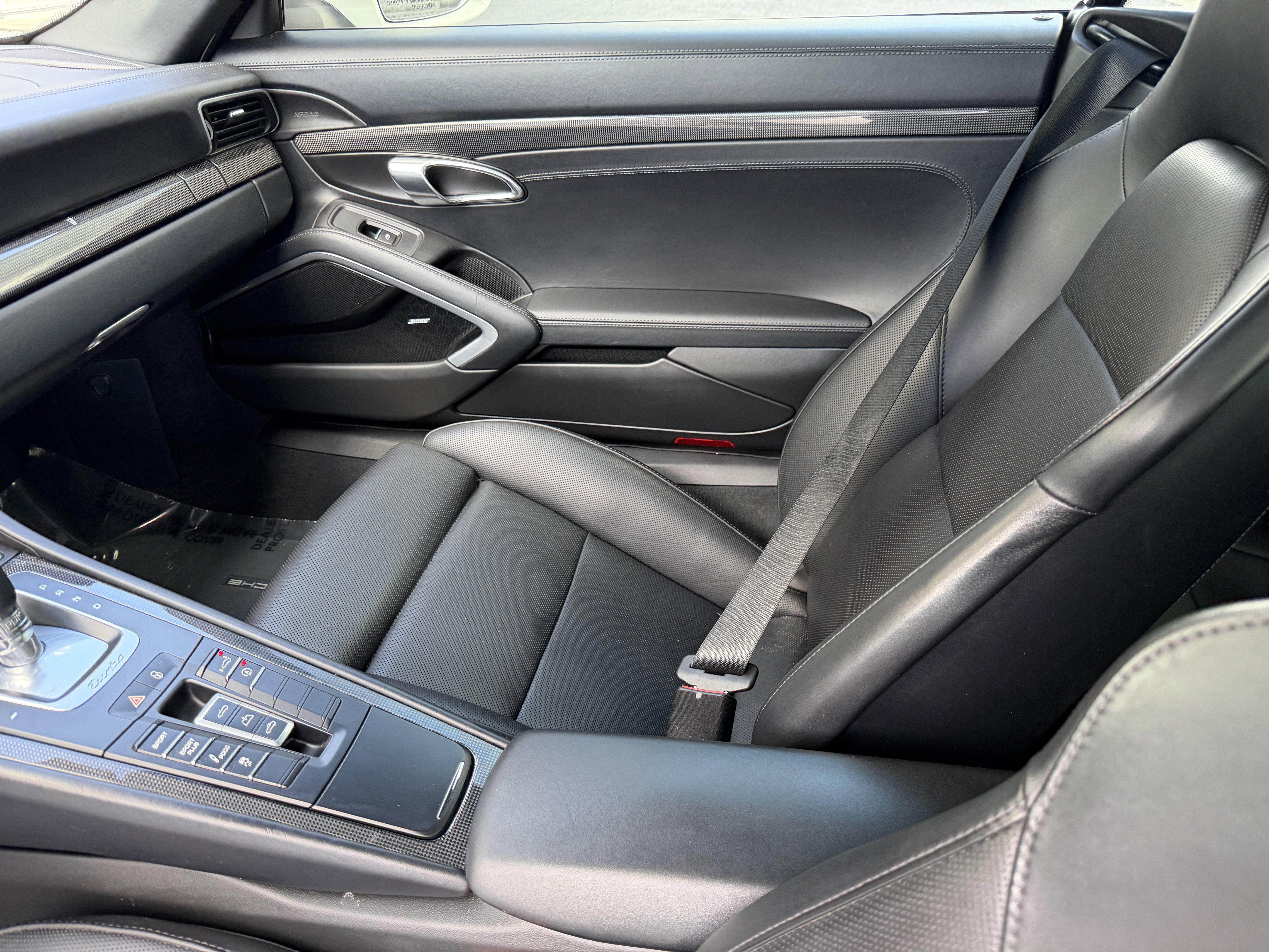 Certified 2015 Porsche 911 Turbo S image 18