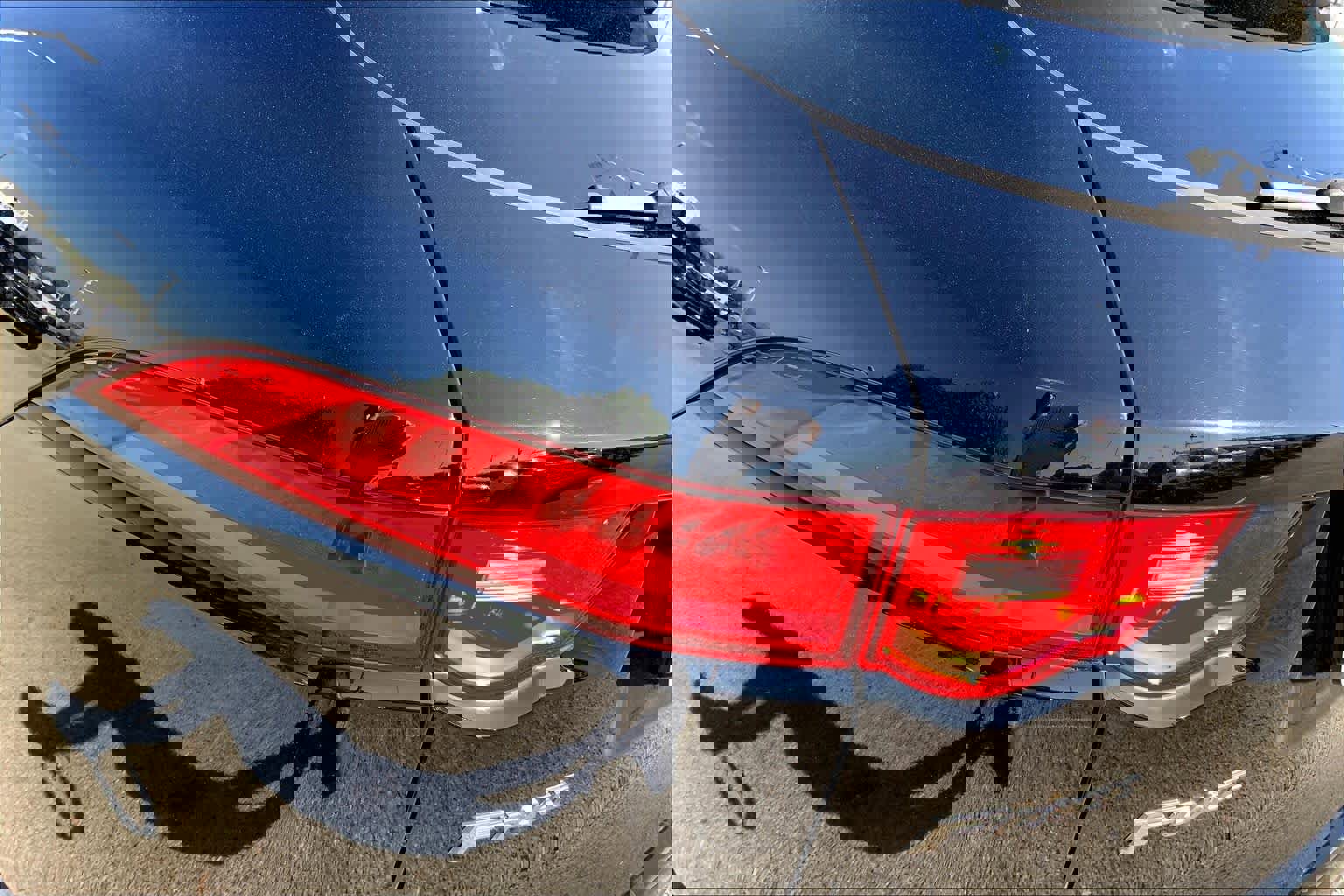 Used 2018 Jaguar F-PACE Premium image 28