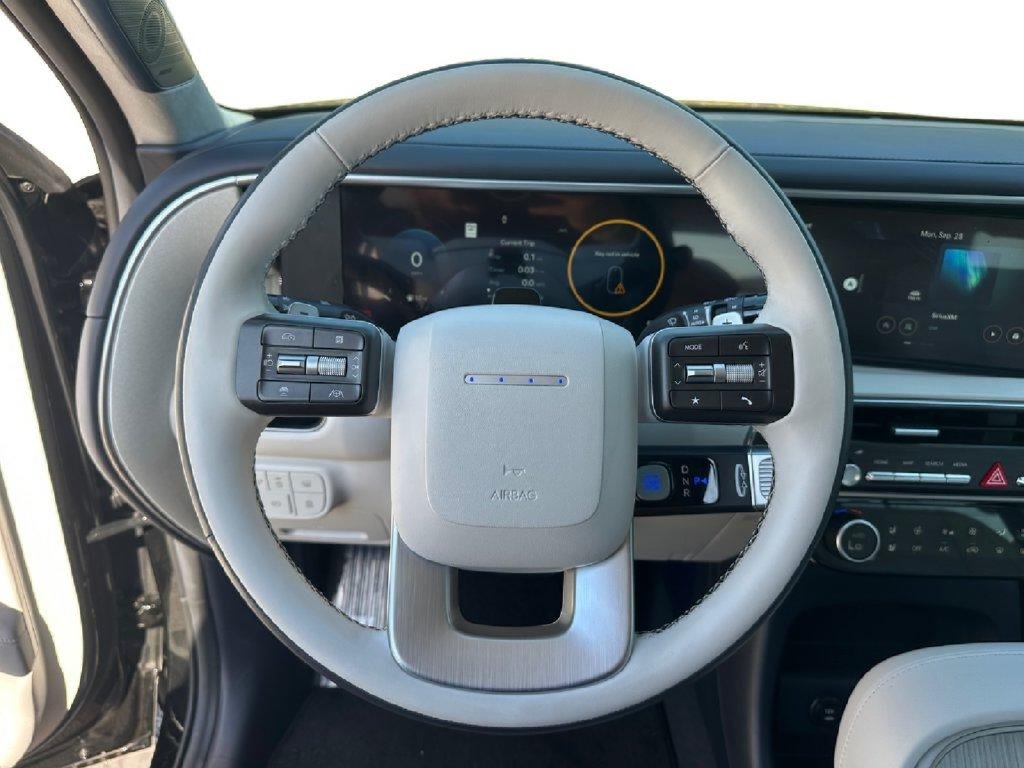 New 2026 Hyundai Palisade Calligraphy FWD image 13