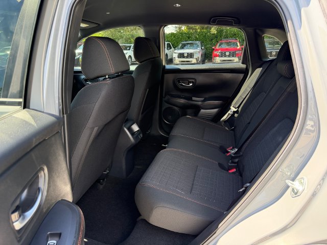 Used 2025 Honda HR-V Sport image 14
