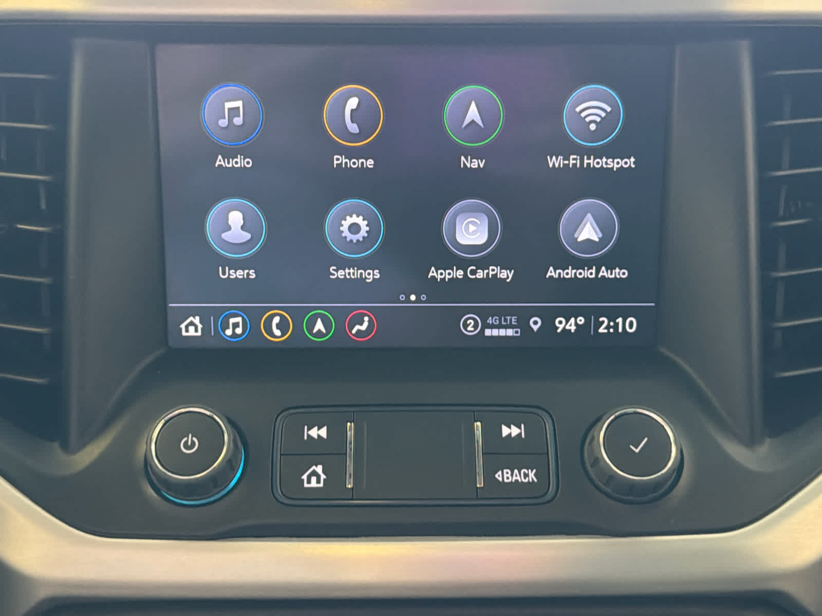 Used 2023 GMC Acadia SLT FWD image 50