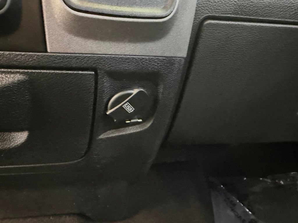 Used 2017 RAM 1500 Express w/ Express Value Package RWD image 44
