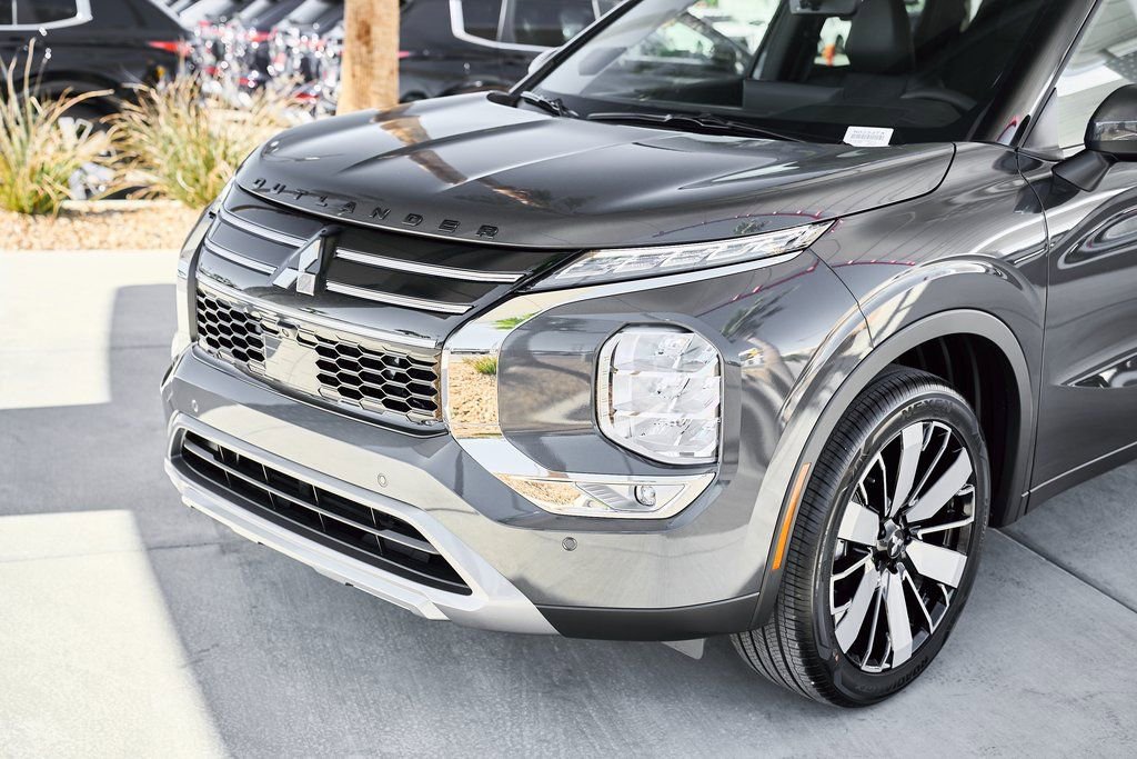 New 2026 Mitsubishi Outlander SE FWD image 5