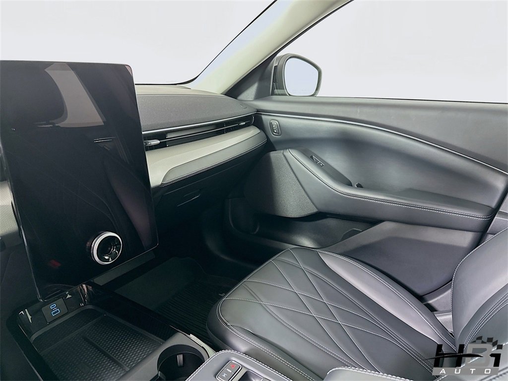 Used 2022 Ford Mustang Mach-E California Route 1 image 16