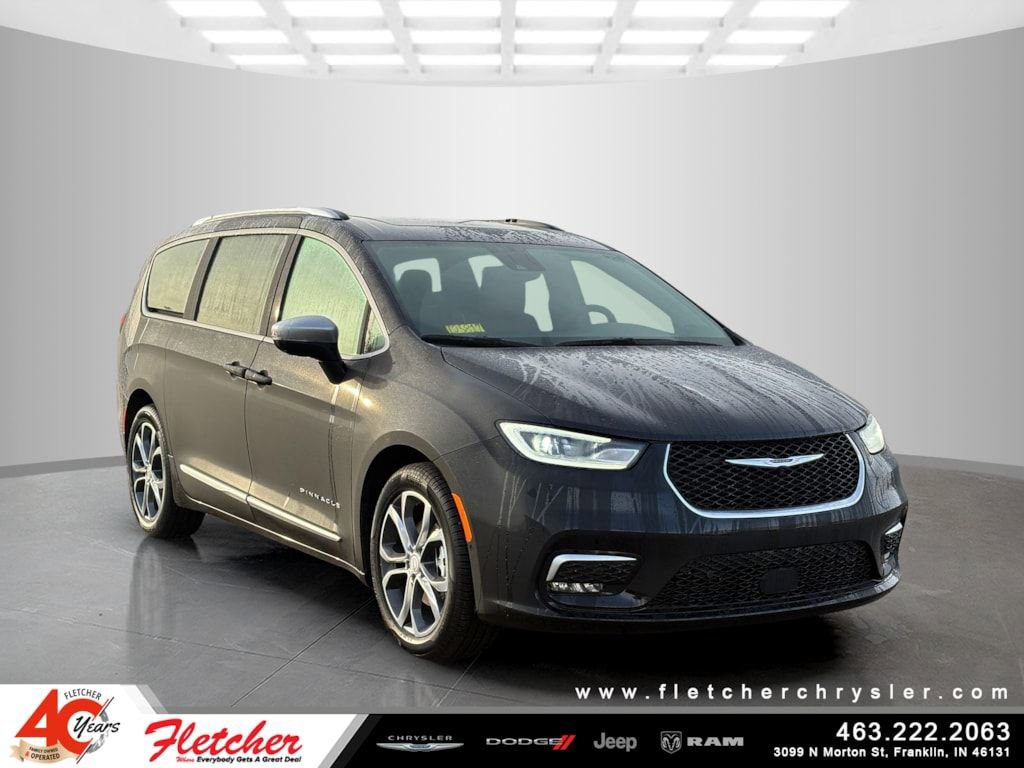 New 2026 Chrysler Pacifica Pinnacle w/ Trailer Tow Group