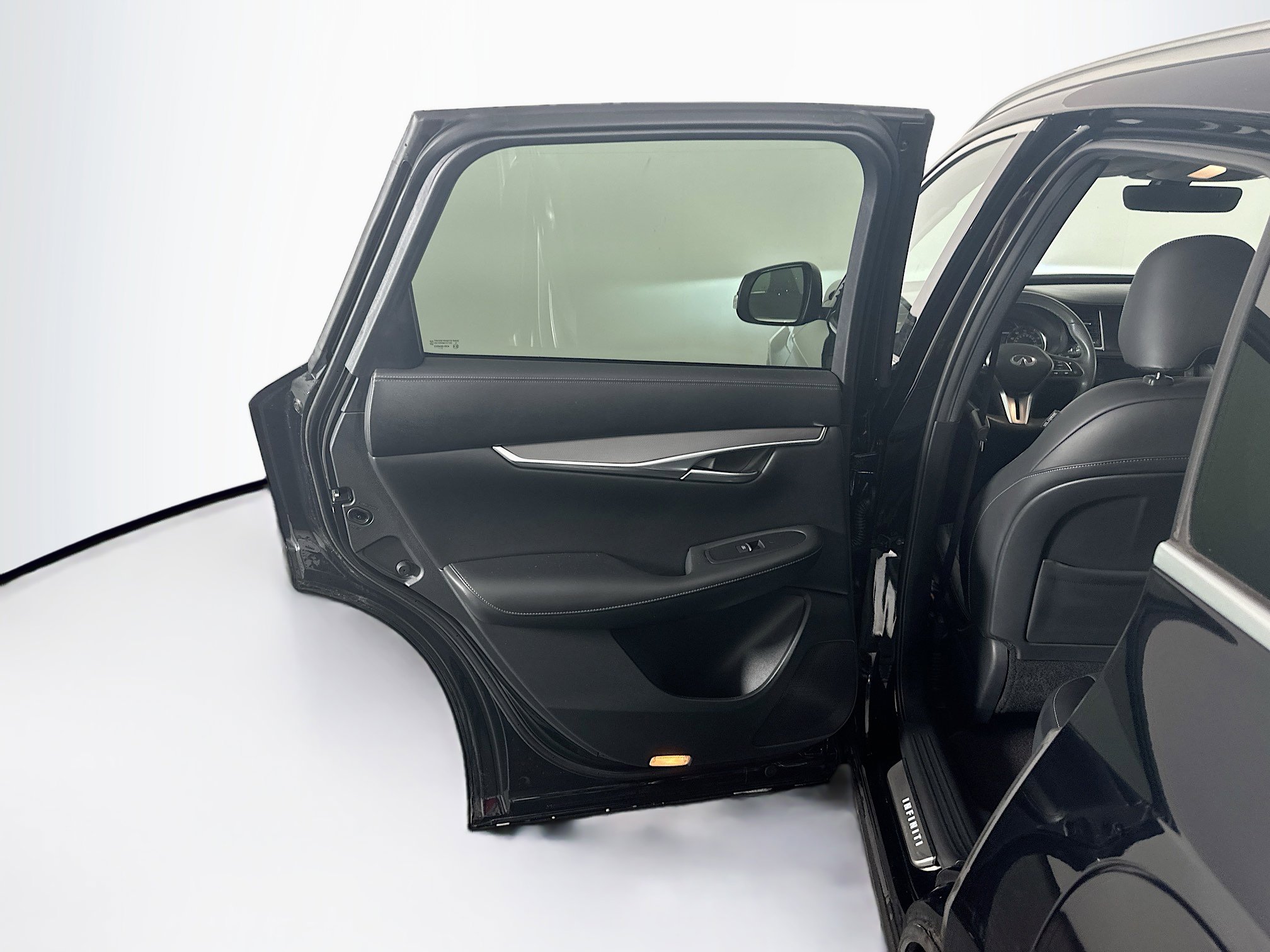 Used 2023 INFINITI QX50 Luxe FWD image 25