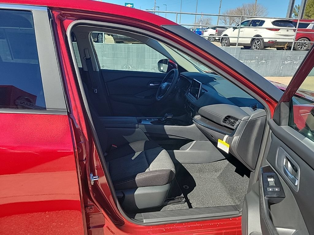 New 2026 Nissan Rogue SV FWD image 18