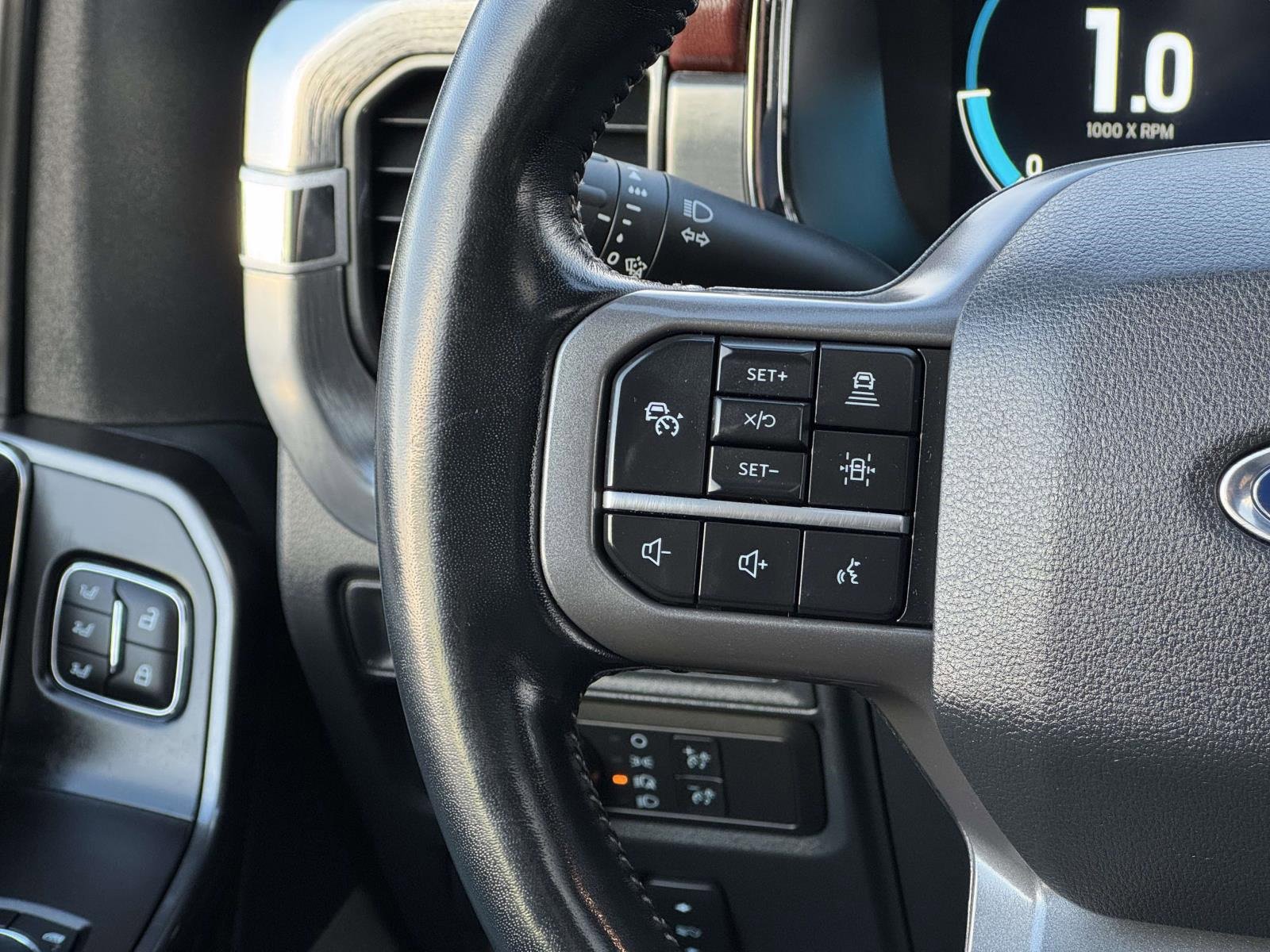 Used 2022 Ford F150 Lariat w/ Max Trailer Tow Package image 20