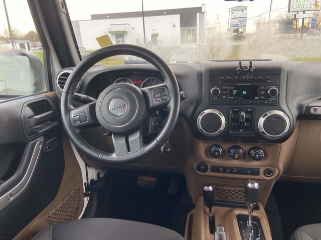 Used 2018 Jeep Wrangler Unlimited Sahara image 10