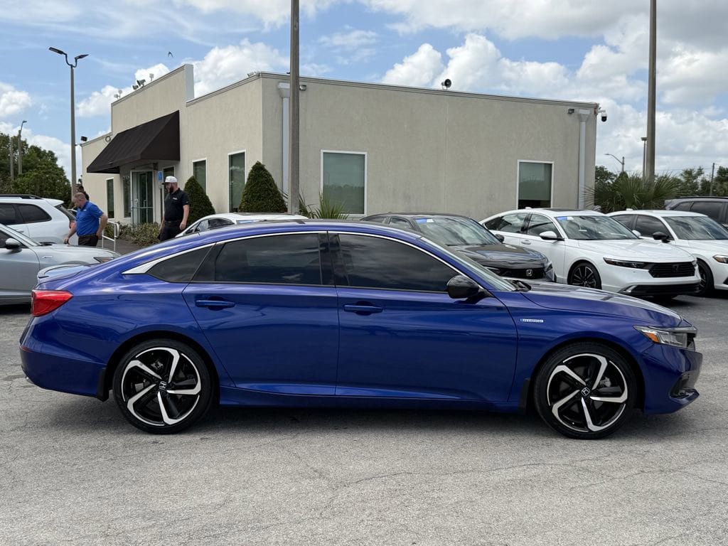 Used 2022 Honda Accord Sport image 4