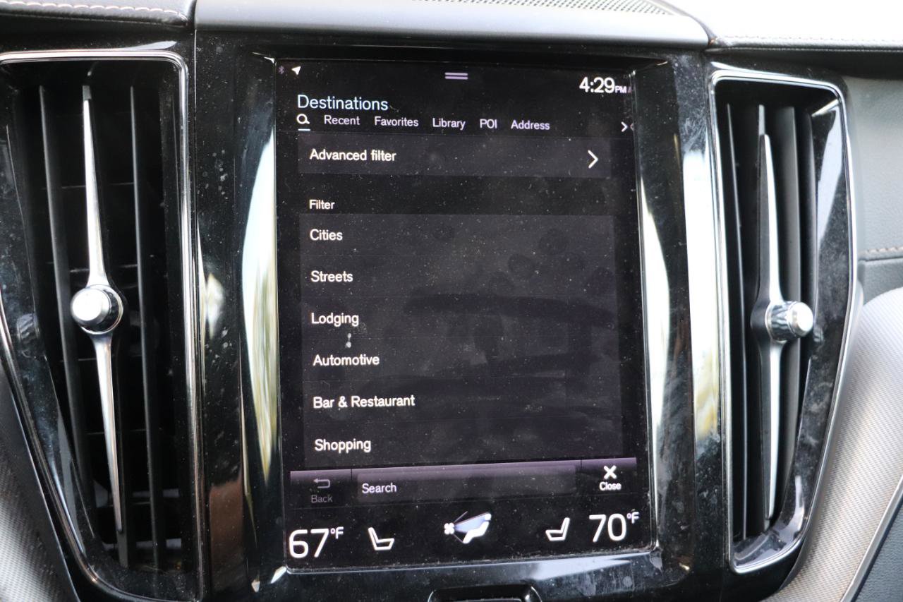 Used 2021 Volvo XC60 T5 R-Design w/ Advanced Package image 17