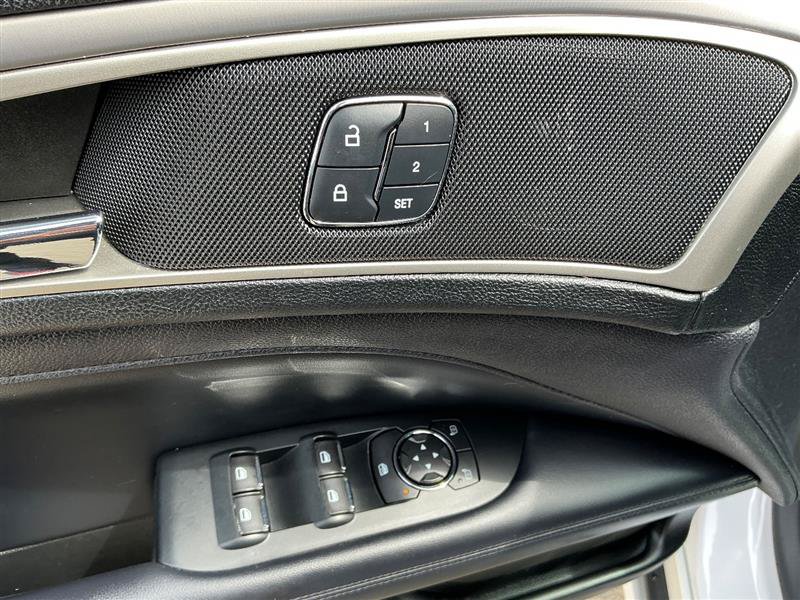 Used 2018 Lincoln MKZ Premiere AWD/4WD image 27