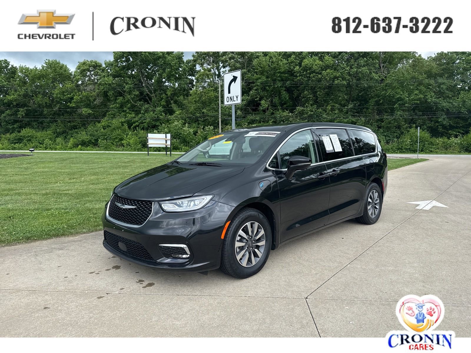 Used 2024 Chrysler Pacifica Limited