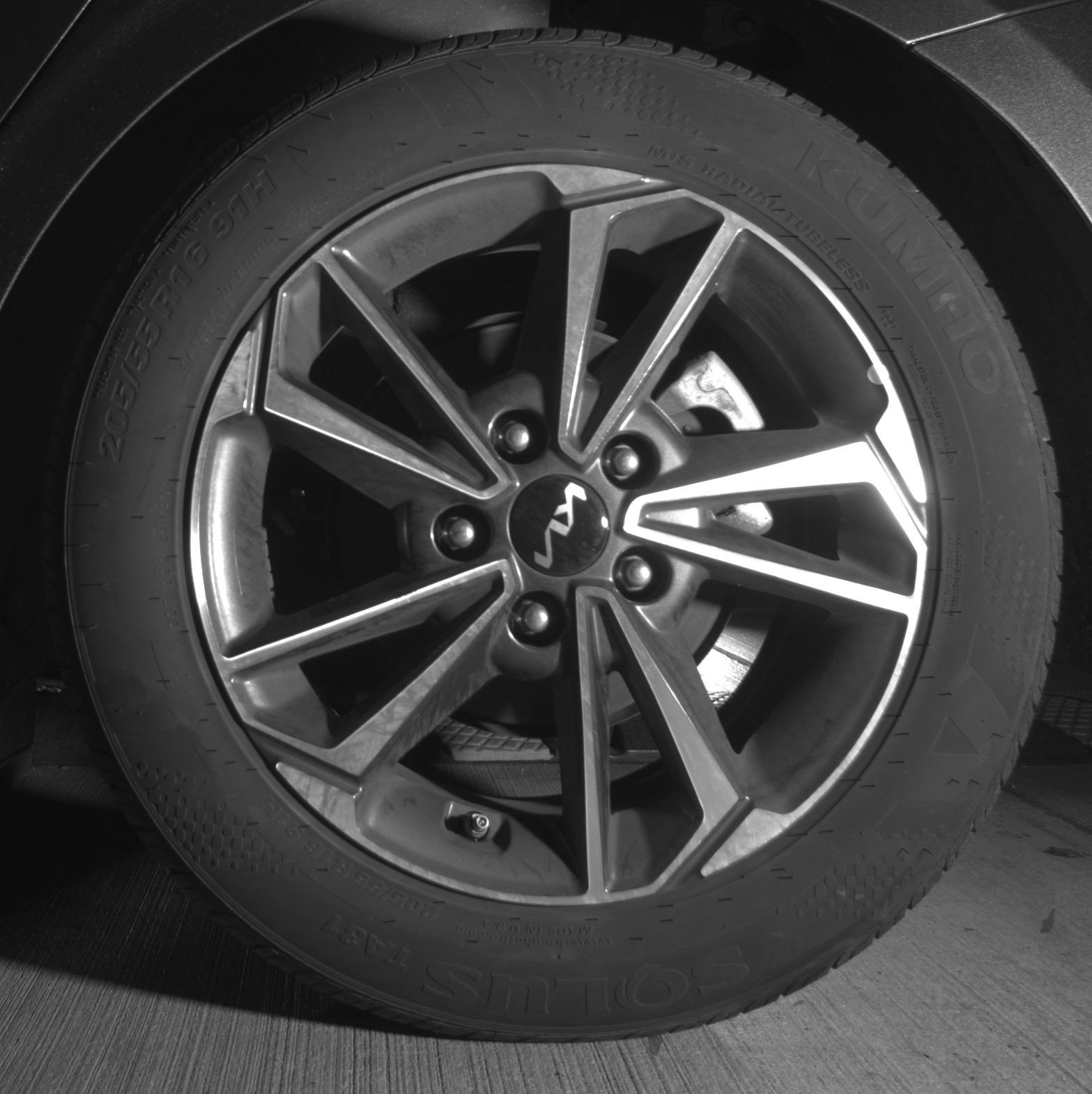 Used 2024 Kia Forte LXS image 14