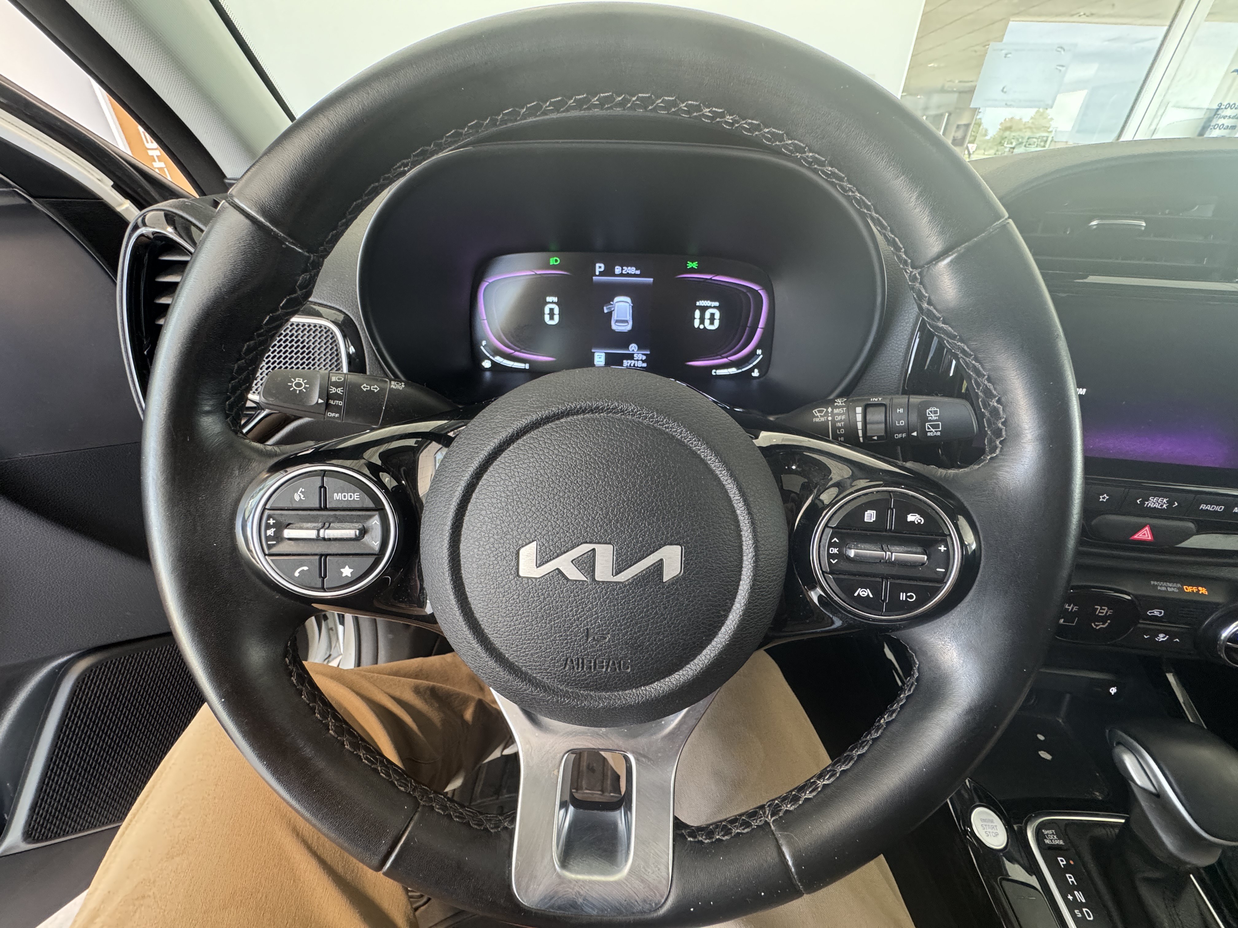 Used 2024 Kia Soul EX w/ Option Group 015 FWD image 10