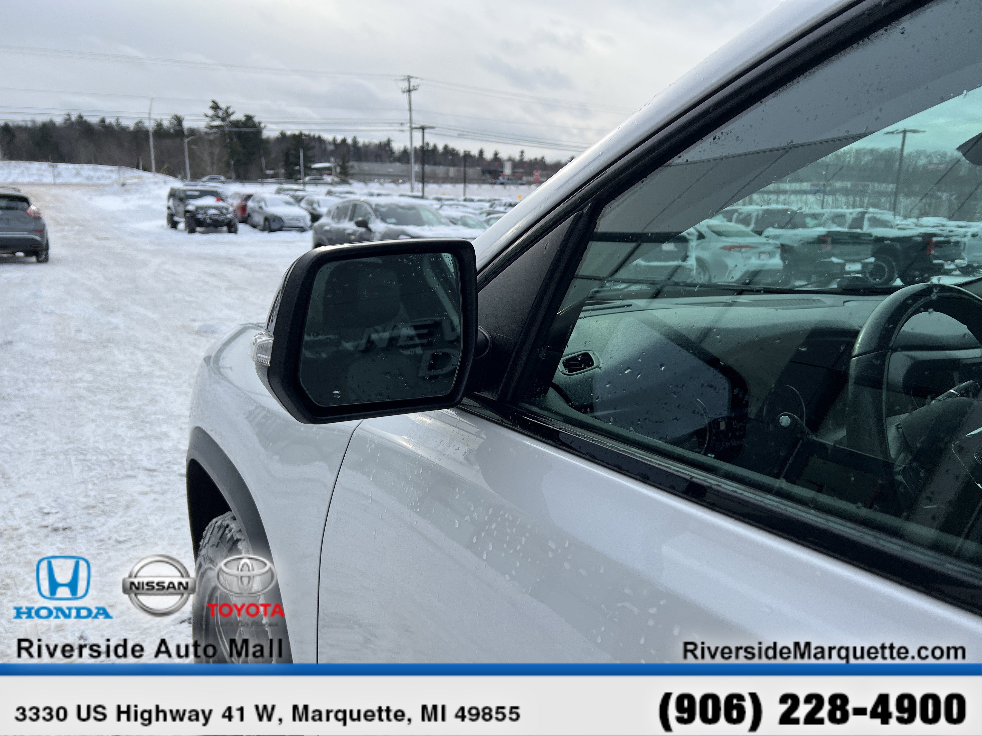 Used 2021 GMC Acadia AT4 w/ Trailering Package image 5