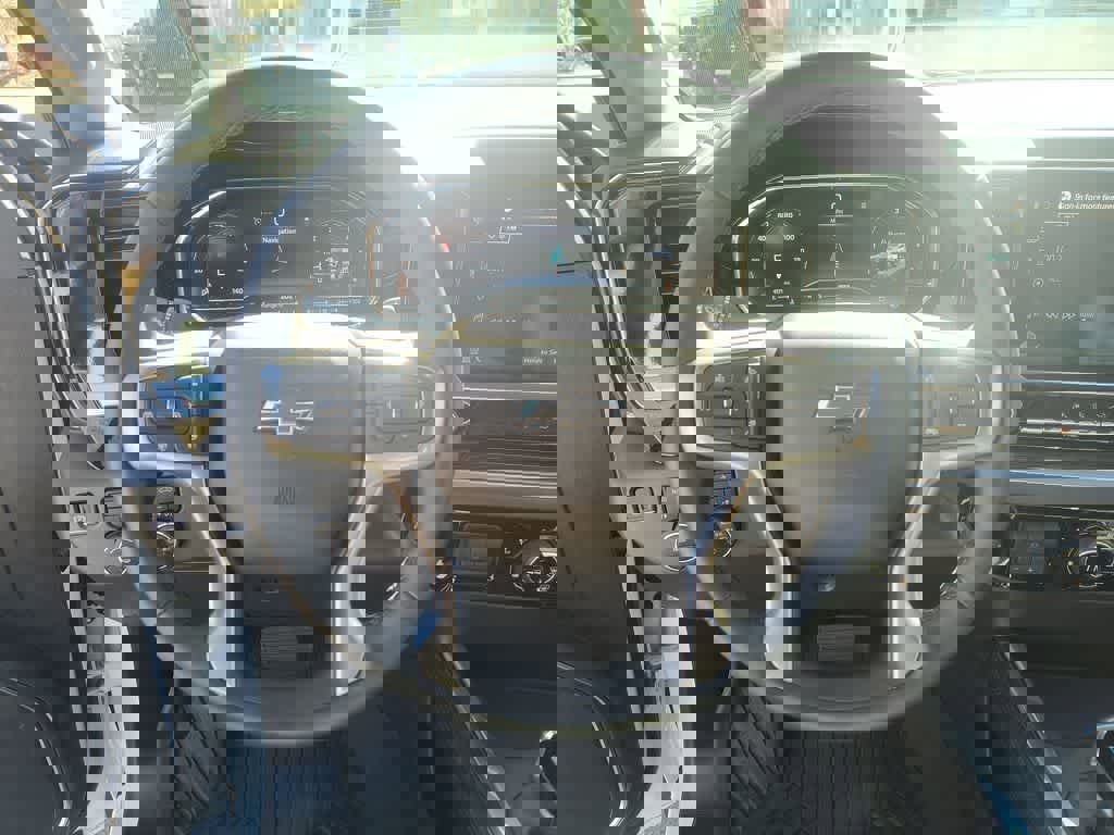 Used 2025 Chevrolet Silverado 1500 LT Trail Boss w/ Protection Package image 14