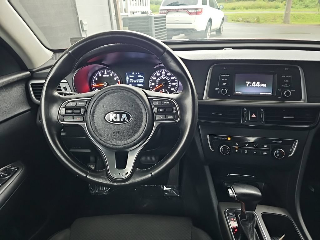 Used 2017 Kia Optima LX FWD image 17