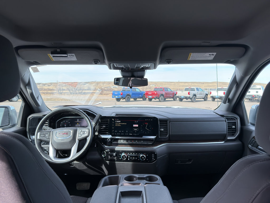 Used 2024 GMC Sierra 1500 SLE w/ X31 Off-Road Package image 19