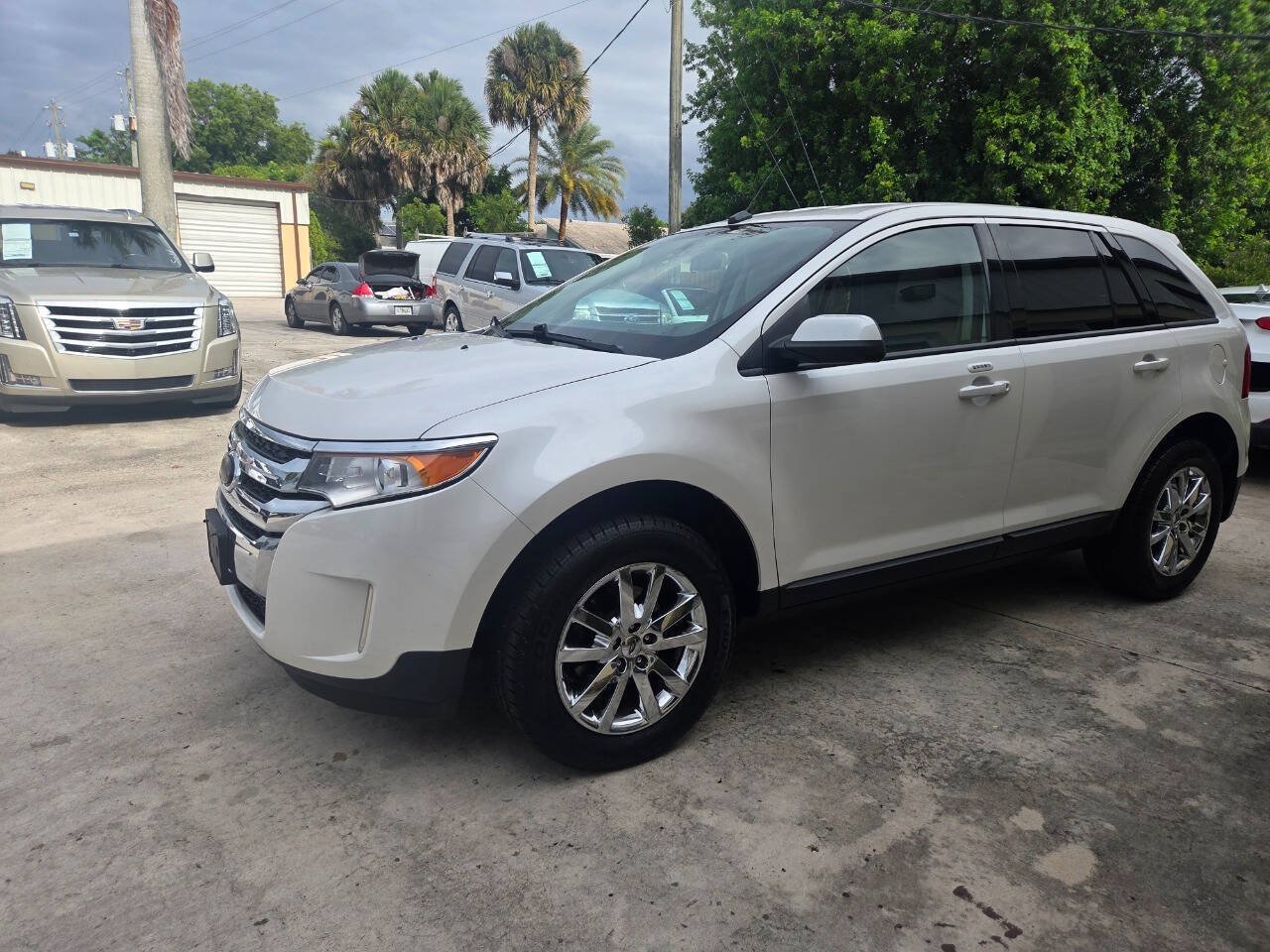 Used 2013 Ford Edge SEL AWD/4WD image 3