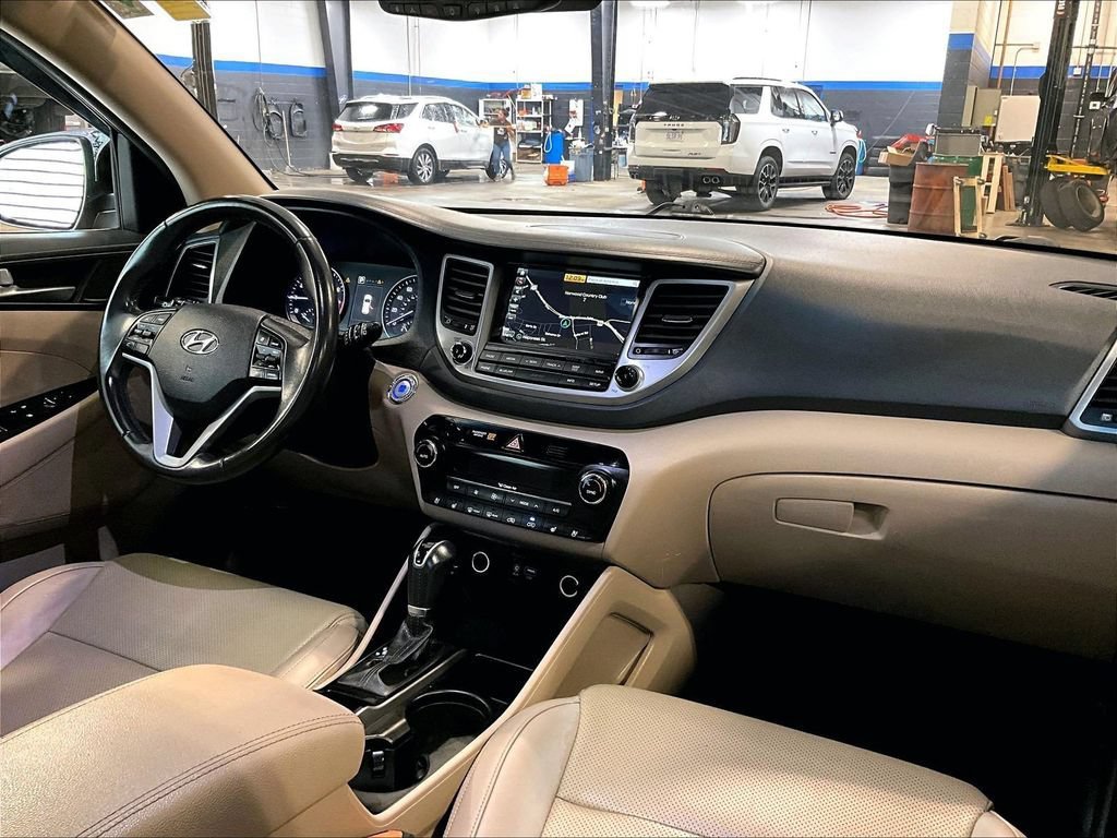 Used 2017 Hyundai Tucson Limited w/ Limited Ultimate Package 03 AWD/4WD image 14