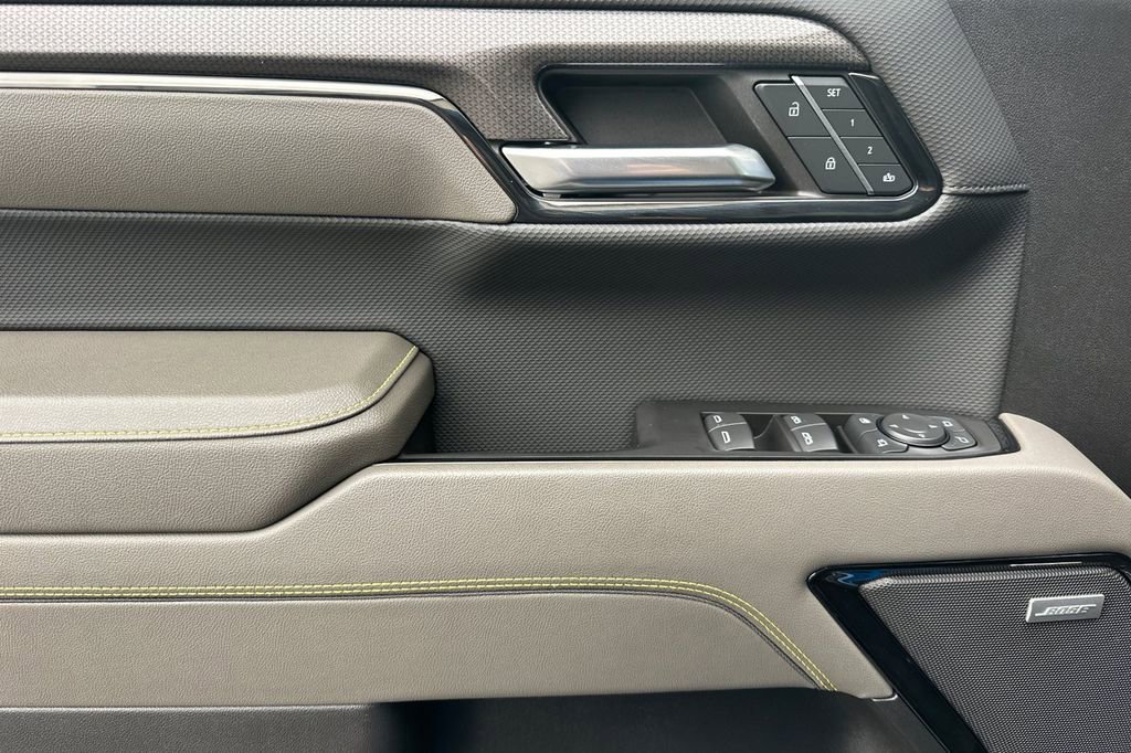 Used 2024 Chevrolet Silverado 1500 ZR2 w/ Technology Package image 11