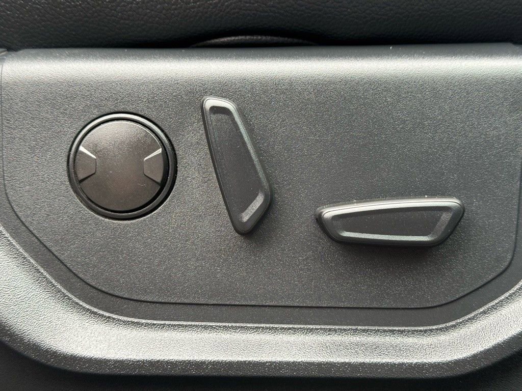 Used 2022 Ford F250 Lariat image 23