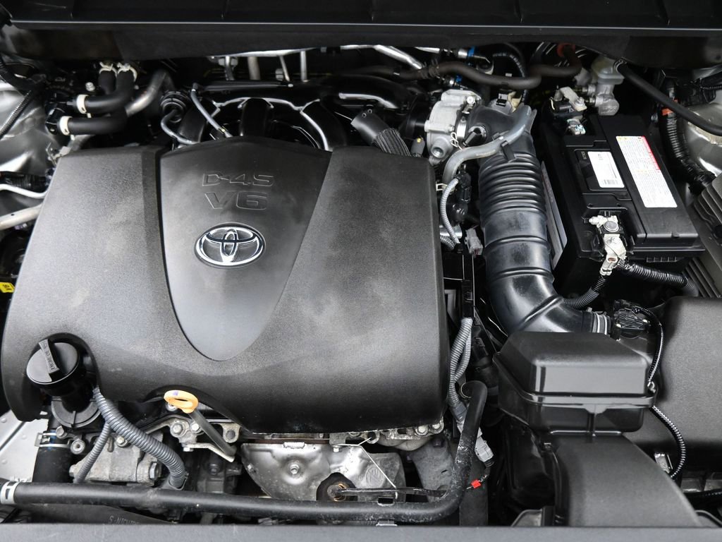 Used 2022 Toyota Highlander XLE image 22