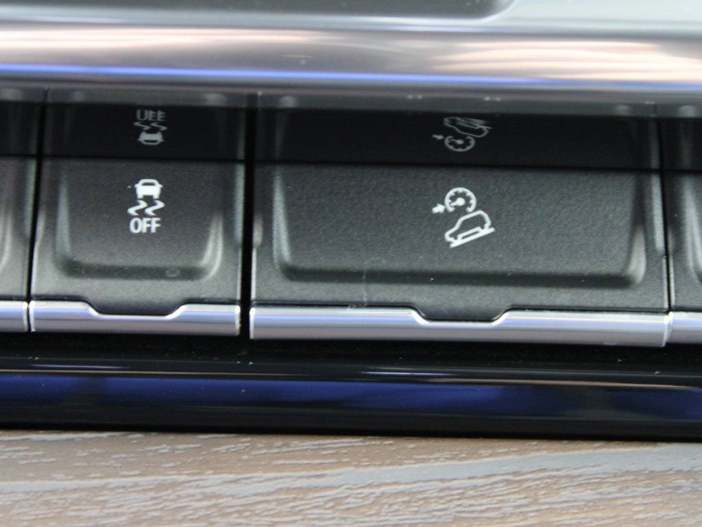 Used 2024 GMC Sierra 1500 SLT w/ X31 Off-Road Package image 53