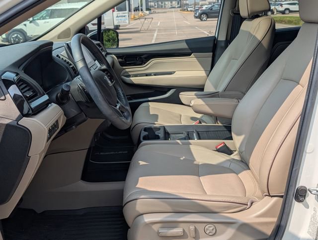 Used 2023 Honda Odyssey Elite image 13
