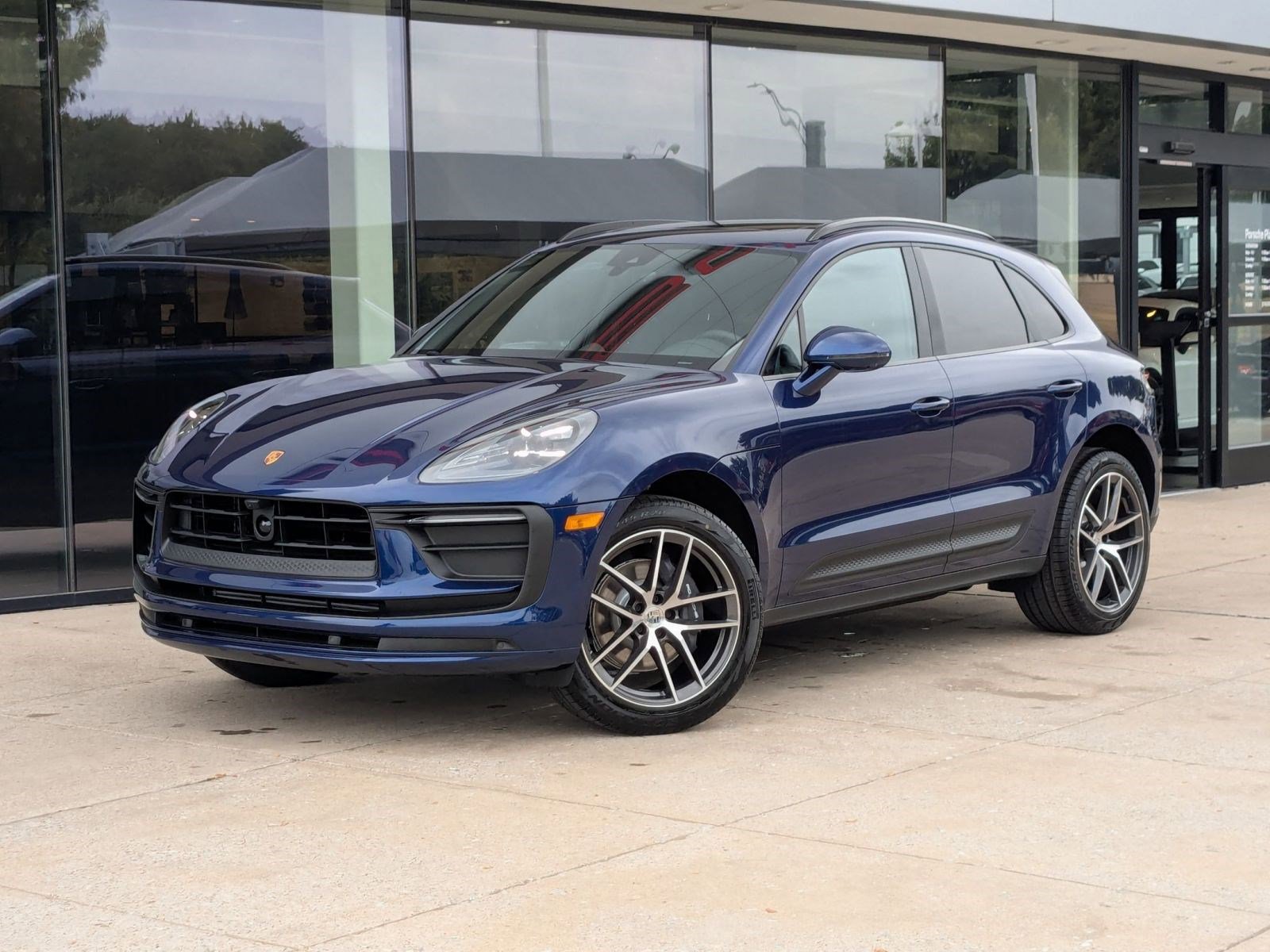 Certified 2026 Porsche Macan AWD/4WD video 1