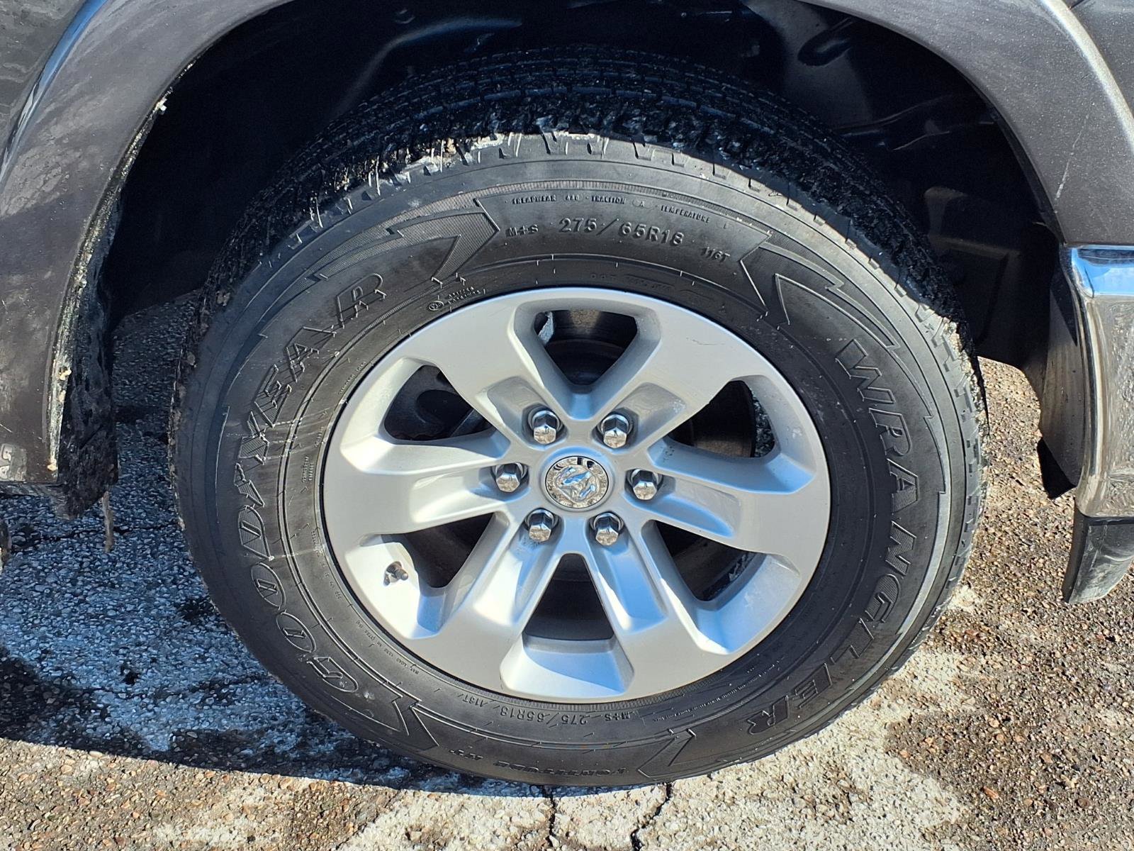 Certified 2019 RAM 1500 Laramie image 23