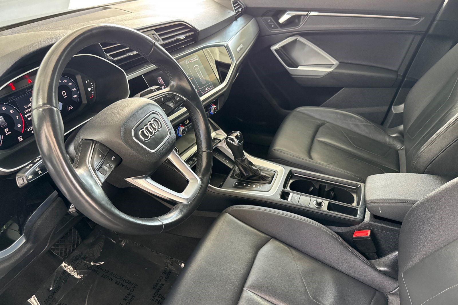 Used 2021 Audi Q3 2.0T Premium w/ Convenience Package AWD/4WD image 11