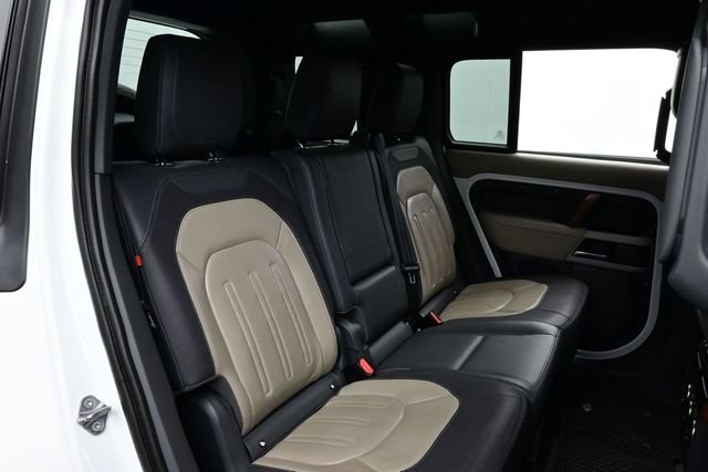 Used 2021 Land Rover Defender 110 X-Dynamic HSE AWD/4WD image 14