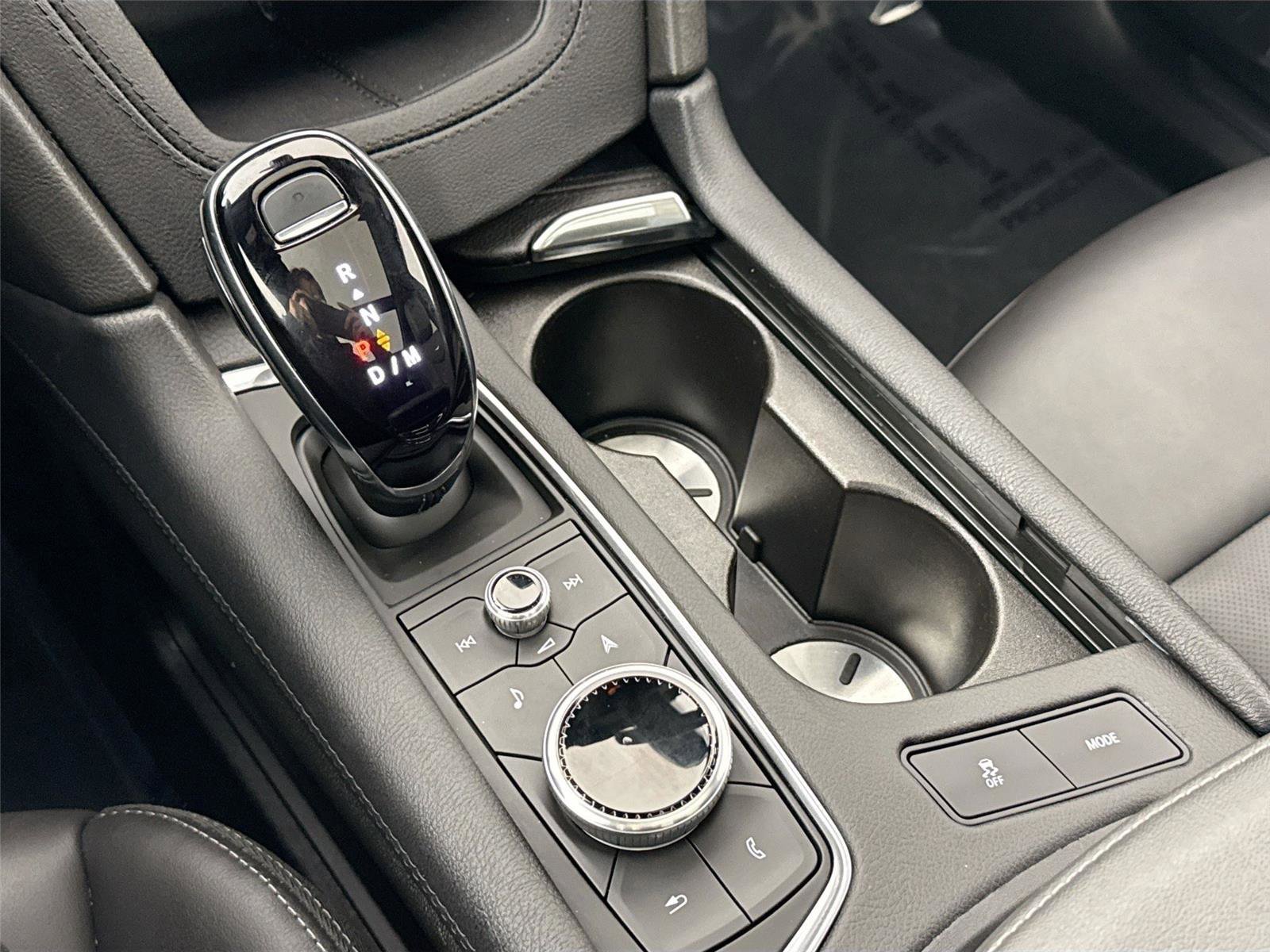 Used 2025 Cadillac XT5 Premium Luxury image 28